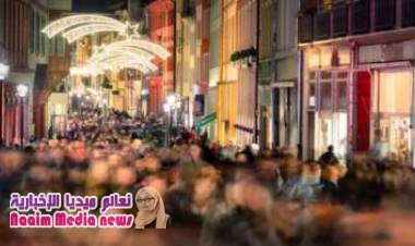 احتفالات الكريسماس: كيف يقضي العاملون بالمحال التجارية الأعياد؟