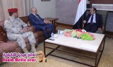 نائب رئيس الجمهورية يناقش مع محافظ تعز المستجدات في المحافظة