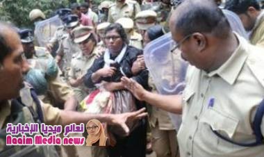 لماذا تفجر العنف في ولاية هندية بعد زيارة امرأتين لمعبد هندوسي؟