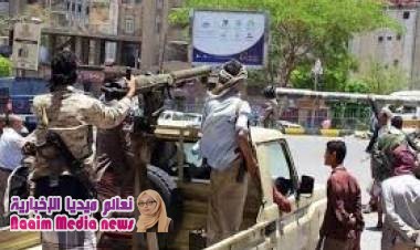 تعز مدفعية الجيش تستهدف مركز قيادة المليشيا غرب المدينة