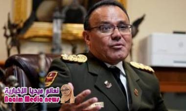 أزمة فنزويلا: الملحق العسكري في واشنطن ينشق ويعترف بزعيم المعارضة رئيسا