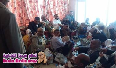 صبر الموادم : اجتماع موسع ضم وكلاء المحافظه وقادة عسكرين ومشائخ ووجهاء واعيان ومثقفين وسياسين بالمديرية .