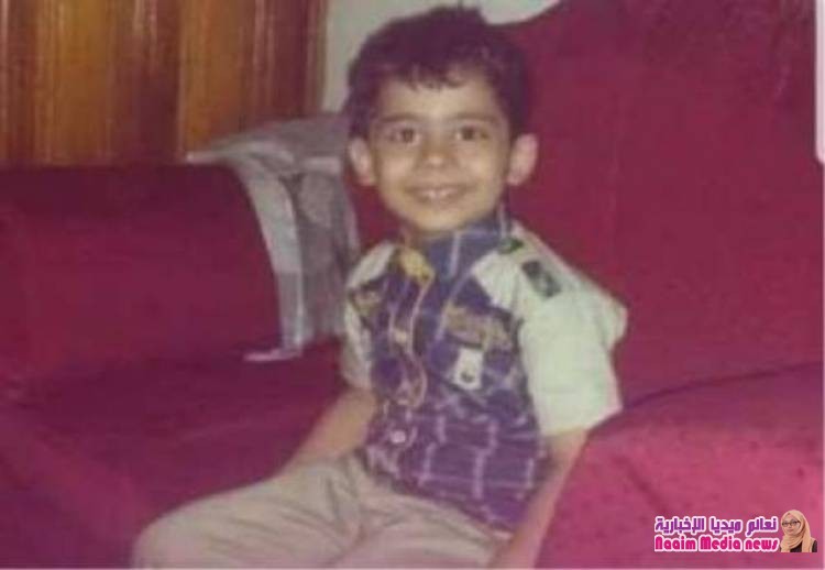  أب يعذب طفله حتى الموت