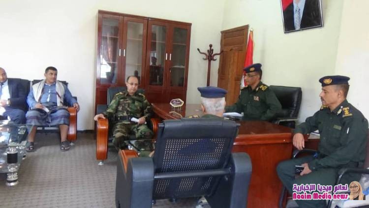 بعد نجاح الشرطة في الاحتفال بالعيد السبتمبري العميد منصور الاكحلي يعقد اجتماعا لمناقشة العديد من القضايا الامنية .