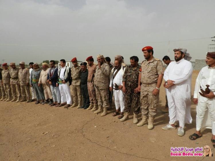 محافظ صعدة اللواء هادي طرشان الوايلي يقوم بزيارة لأفراد اللواء الثالث عروبه المرابط في جبهة صعدة