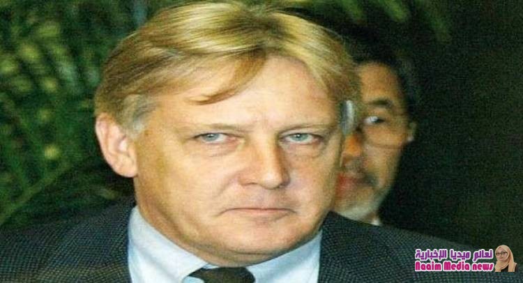 المبعوث الاممي من ”أبوظبي” يعلن عن مبادرة دولية لإنقاذ الاقتصادي اليمني وانهيار عملته