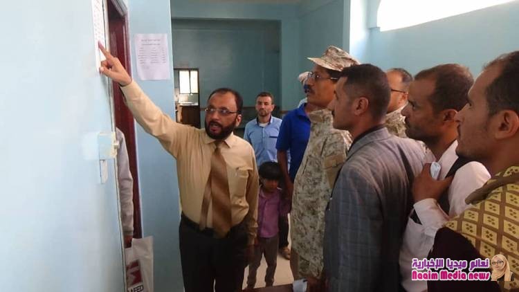 شاهد بالصور تزامناً مع الأعياد الوطنية العقيد البحر يتفقد سير العمل بمستشفى العسكري بتعز 