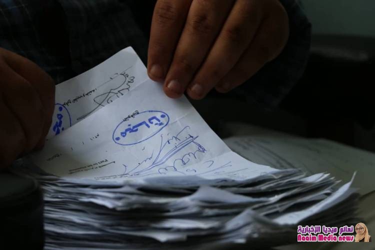 رئيس هيئة مستشفى الثورة العام بتعز يشيد بدور الهلال الأحمر الإماراتي