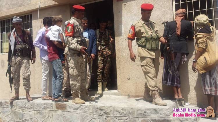 شاهد زياره عارف جامل للخطوط الاماميه لمواقع الدفاع