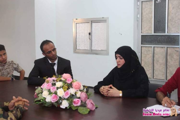 نائب وزير الصحة والسكان في حكومة الشباب  يلتقي وكيل المحافظة للشؤون الصحية  لمحافظة تعز .