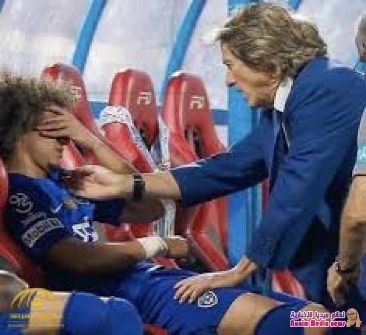 عموري يخرج باكيًا من أرض الملعب في مباراة بالسعودية