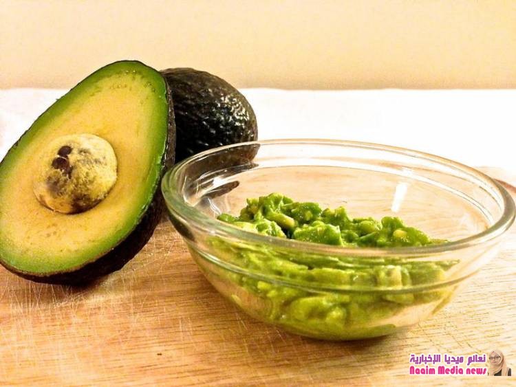 أسباب تساقط الشعر من الأمام.. وهذا الماسك يساعدك!