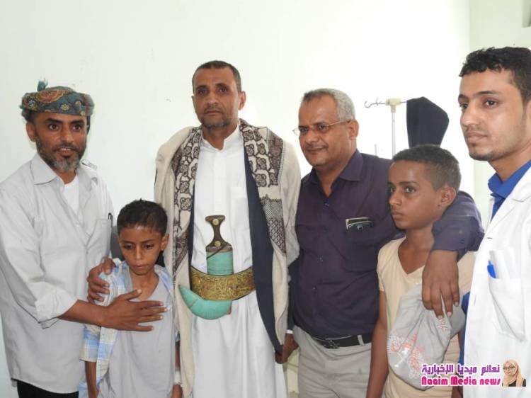 مدير عام المديرية يكلف فريقا بنقل الطفل غازي لاستكمال العلاج بالعاصمة المؤقتة عدن.