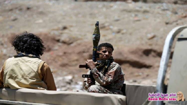 "سكان الصفيح" بالحديدة يستغيثون: الحوثيون نصبوا المدافع والقاذفات في قلب الحي