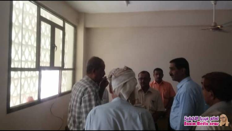 لحج : قيادات من ضرائب كبار المكلفين ومصلحة الضرائب تطلع على التجهيزات النهائية لتأسيس قسم الضرائب