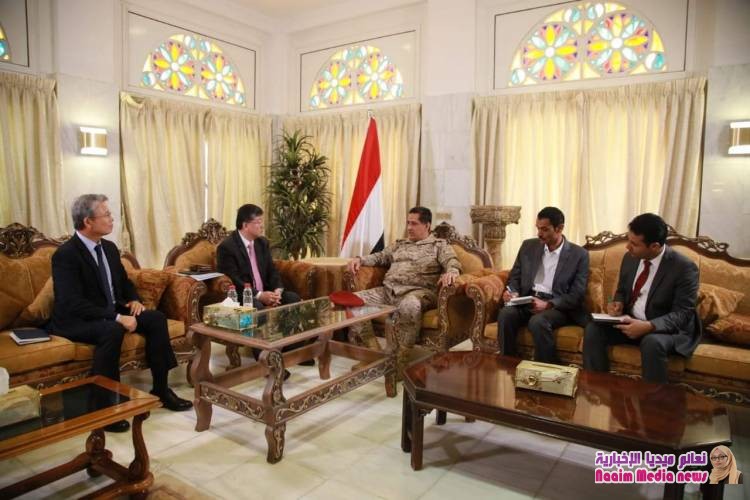 رئيس هيئة الاركان العامة يلتقي السفير الكوري لدى بلادنا