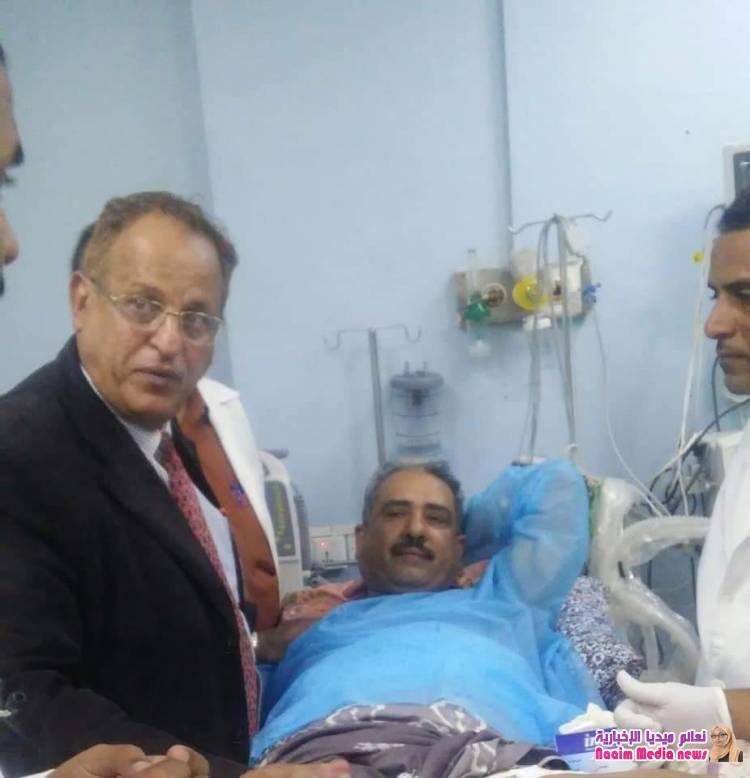  الأجهزة الأمنية تلقي القبض على المتهمين بالاعتداء على رئيس جامعة تعز وقتل مرافقه