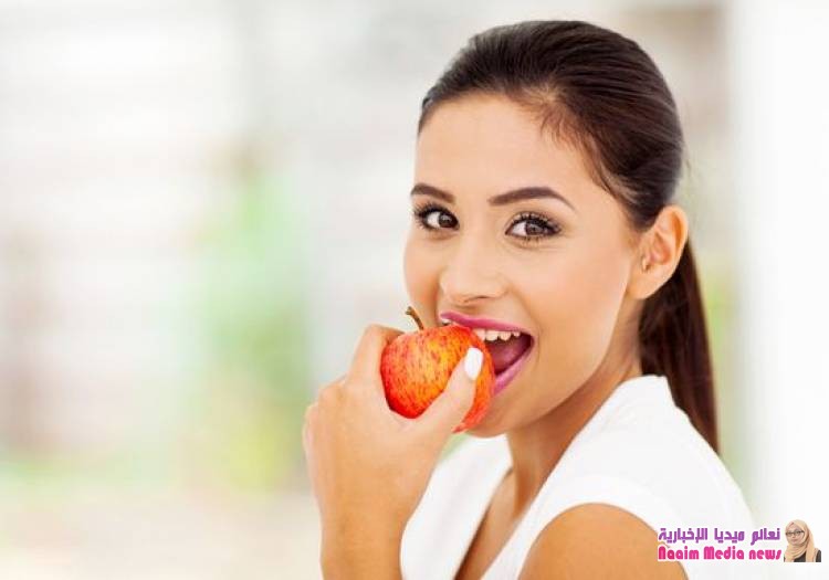لمأكولات التي تعزز ظهور حب الشباب كثيرة...توقفي عن تناولها