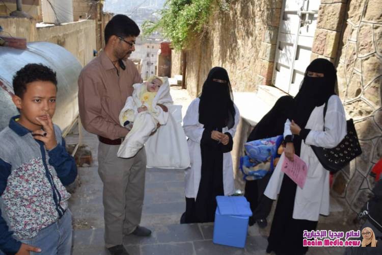 عون يدشن الحملة الثانية لتحصين ضد شلل الاطفال في المناطق المحررة بتعز