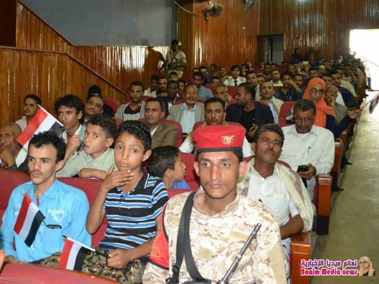 مدير عام شرطة تعز يشارك في الاحتفائيه بالذكرى الـ 51 لعيد الاستقلال المجيد