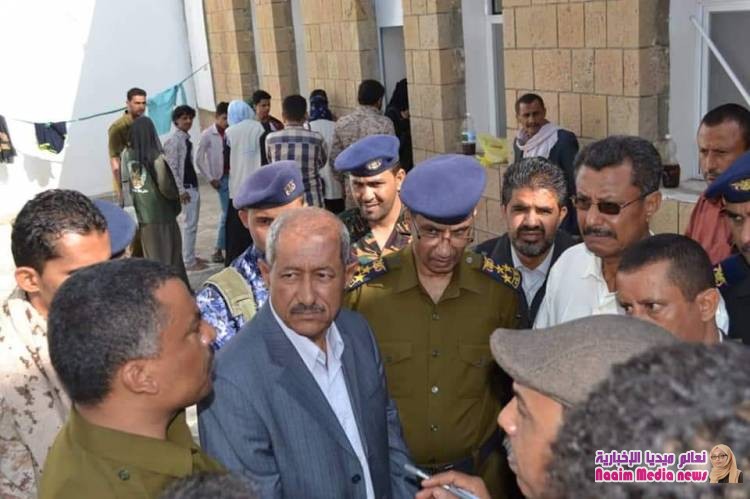 «واصفا لها بالخطوة المهمة والايجابية» مدير عام شرطة محافظة تعز في زيارة له مع وفد المفوضية السامية الى مبنى السجن المركزي