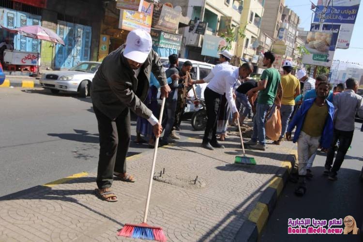 تعز اليمنية تُشارك العالم الاحتفال بـ "يوم التطوع الدولي" و 1000 شاب/ وشابة يرسمون لوحتهم الخاصة بهذا اليوم