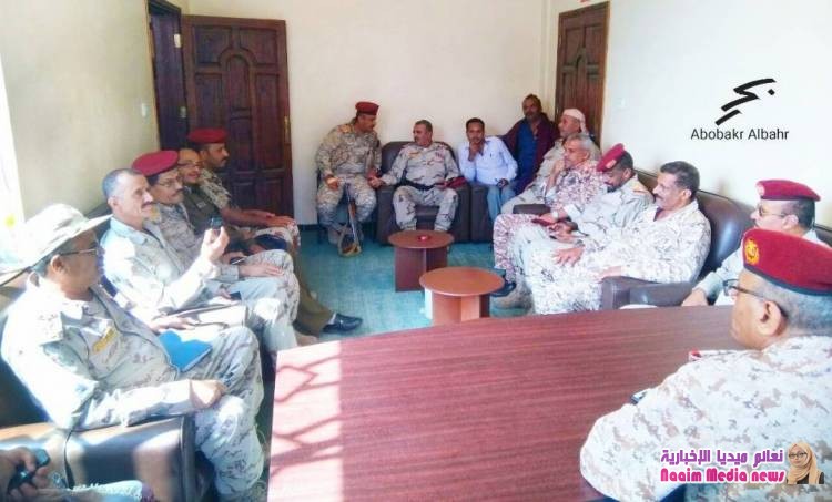 إجتماع القيادات العسكريه بتعز في مقر قيادة اللواء٣٥مدرع 