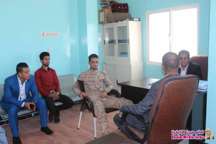 نائب وزير الصحه والسكان في حكومة الشباب  يزور مركز الوحدة للأمومة والطفولة 