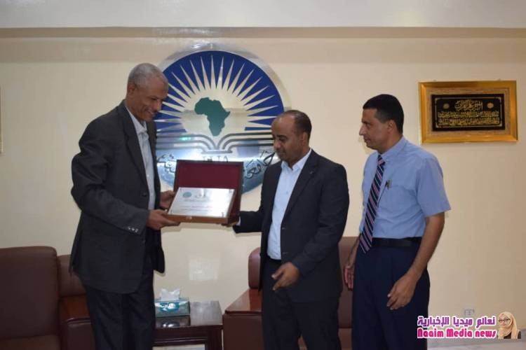 وفد المؤسسة الخيرية لهائل سعيد أنعم وشركاه يختتم زيارته للسودان بتوقيع اتفاقيات ومذكرات تفاهم مع جامعات سودانية..