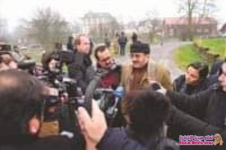 مجلي: وفد الشرعية هو من طالب بفتح مطار صنعاء ولا يزال بانتظار رد الحوثيين