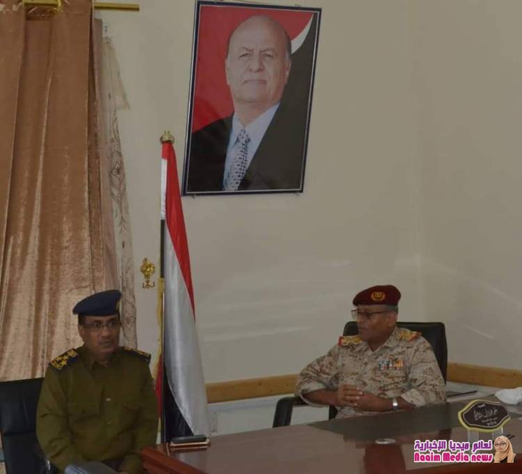 وفد عسكري رفيع  يزور إدارة  عام شرطة محافظة تعز ويلتقي بمدير عام الشرطة  