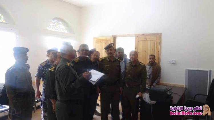 لجنة وزارية تزور ادارة عام شرطة تعز وتتفقد الجاهزيه المادية والمعنوية والبشرية  .