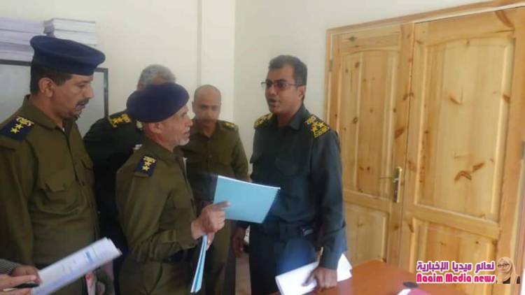 لجنة وزارية تزور ادارة عام شرطة تعز وتتفقد الجاهزيه المادية والمعنوية والبشرية  .