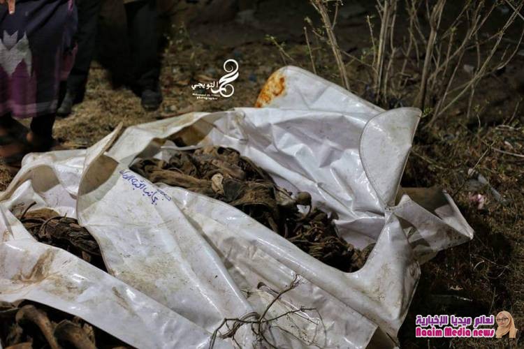 الأجهزة الأمنية في تعز تعثر على مقبرة سرية جماعية 