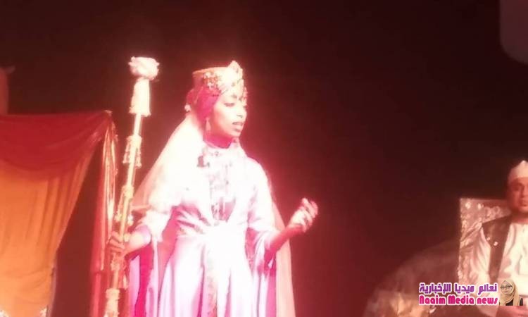 عدن... خاص محمد غالب..  زهرة الحالمة مَيس تنبثق من بين الركام معلنة الحب والسلام... 