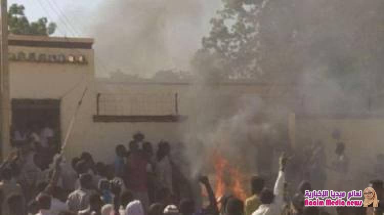 المظاهرات في السودان: الأطباء ينظمون إضرابا مع استمرار الاحتجاجات