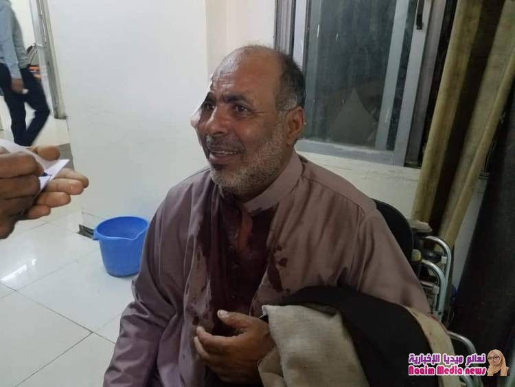  عااااجل ... اصابة 6 مواطنيين بينهم أطفال في ساحة الحرية بتعز