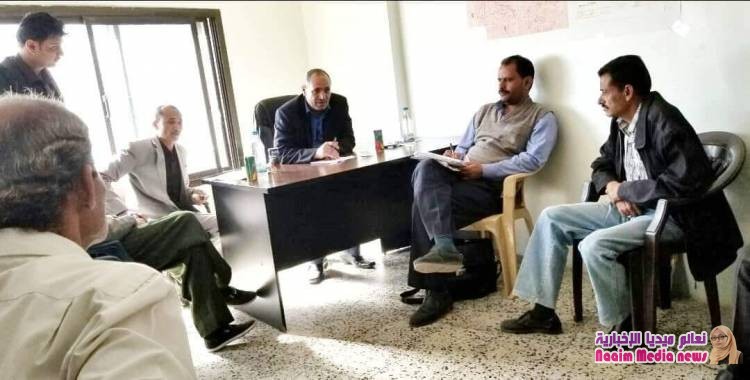 اجتماع بتعز يناقش القضايا المتعلقة بأراضي وعقارات الدولة