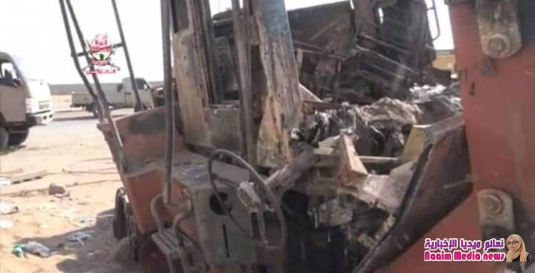 استهدفت مليشيات الحوثي الجرافات وفرق فتح الطرقات التي تقوم بفتح الطرقات إلى مدينة الحديدة و الخط الرئيسي