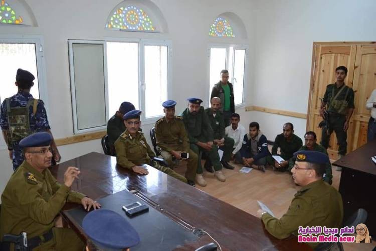 مدير عام شرطه محافظه تعز يفتتح الدوره التأهيلية الأولي لإدارة القياده والسيطرة