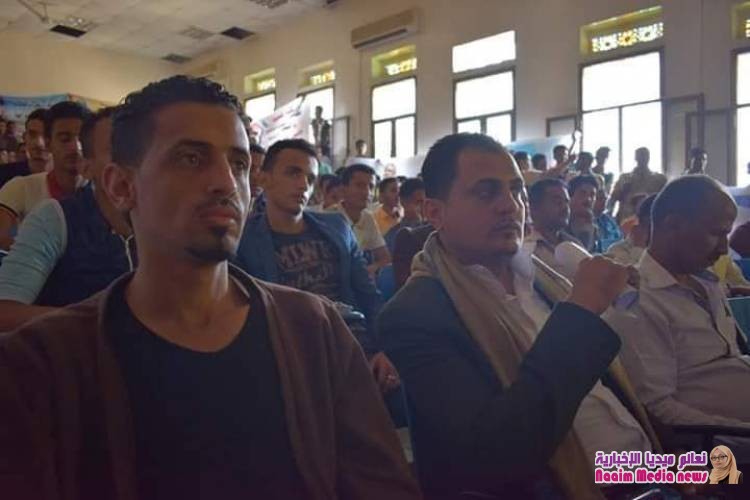 خلال إحياء اربعينية الشهيد موفق الشميري   وكيل أول محافظة تعز تم القبض على المتهم الرئيسي بمحاولة اغتيال رئيس جامعة تعز الدكتور الشعيبي