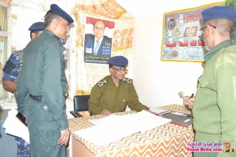 مدير عام شرطة محافظة تعز يطلع على سير العمل في إدارة شرطة م/ القاهرة
