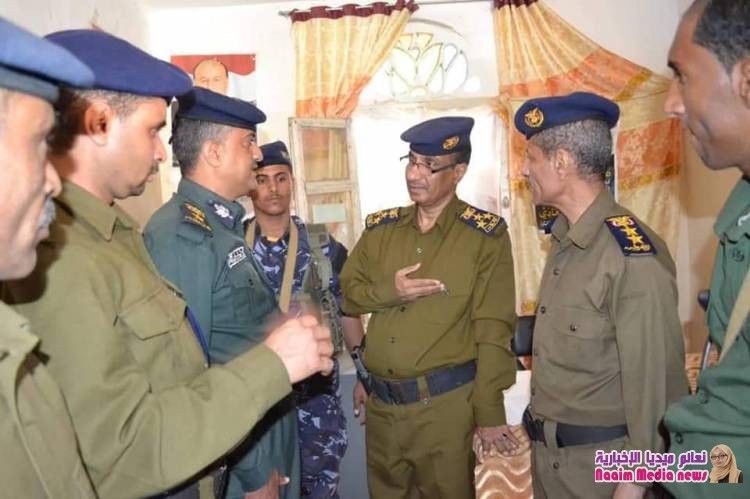مدير عام شرطة محافظة تعز يطلع على سير العمل في إدارة شرطة م/ القاهرة