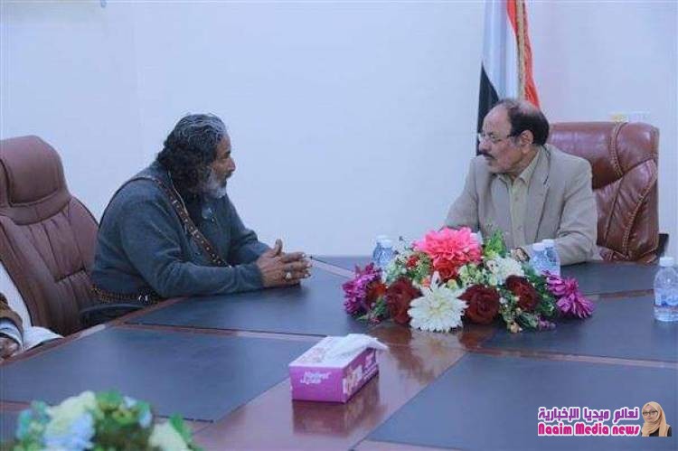 نائب رئيس الجمهورية يلتقي محافظ الجوف ويشدد على ضرورة مضاعفة وتوحيد الجهود لاستكمال تحرير المحافظة