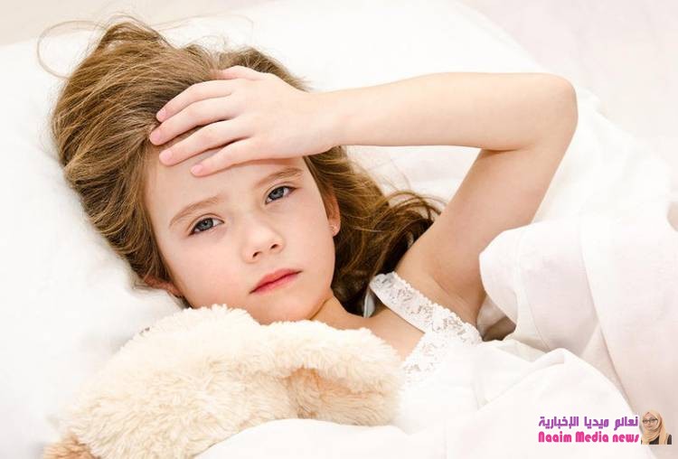 طرق لخفض درجة حرارة الطفل في المنزل