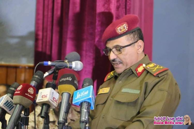 صور تمثل عمالقه الجيش الوطني بتعز