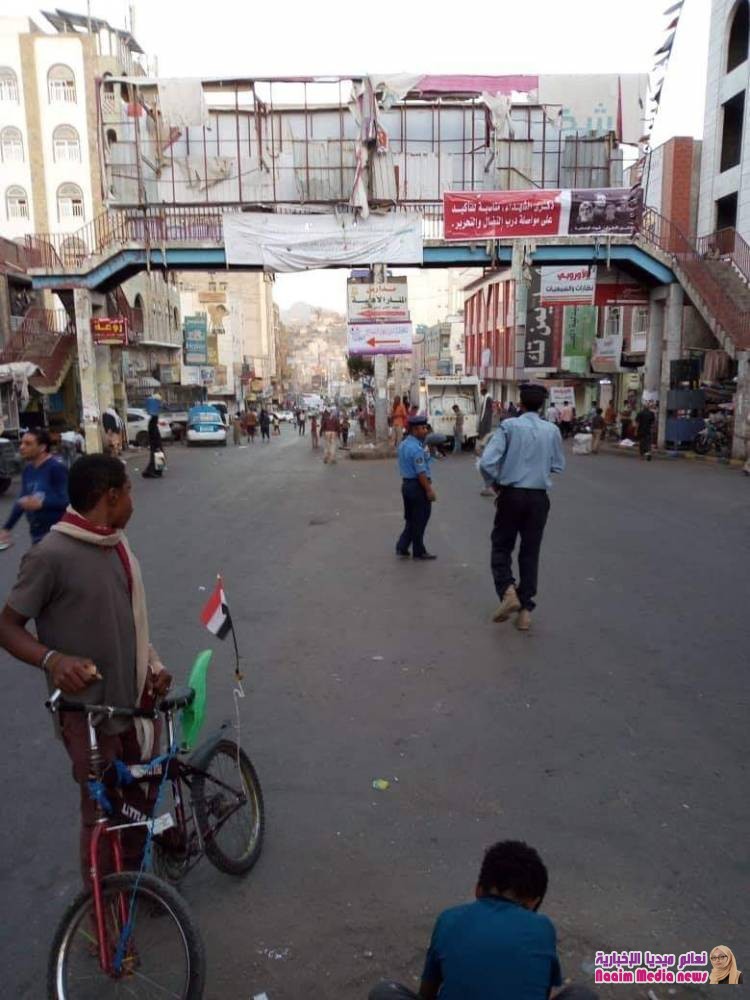 بقيادة مدير شرطة السير العقيدالركن /عبدالله راجح  شرطة السير تؤمن منطقة ايقاد الشعله 