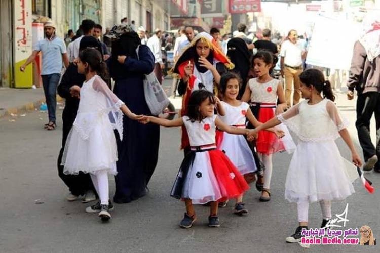 تعز تحتفي بالذكري الثامنة لثورة لحادي عشر من فبراير بكرنفال شعبي حاشد