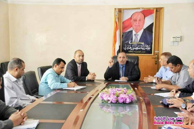 وكيل أول المحافظة ووكيل وزارة النفط يلتقيان بمدراء ومسؤولي فرع شركة النفط والغاز  بالمحافظة