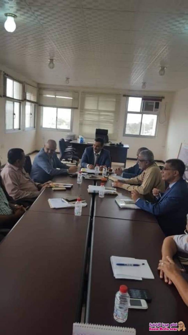 مدير عام مكتب المغتربين بتعز : مؤسسات الدولة حاضرة والفرصة سانحة للمغتربين في الاستثمار بالمشاريع والمشاركة في إعادة البناء